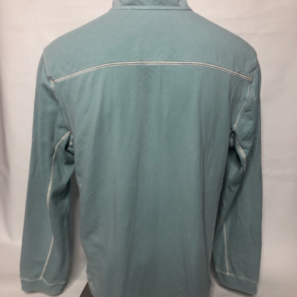 Tommy Bahama sweater man - Picture 2 of 3